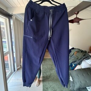 Figs women’s high waisted Zamora joggers L